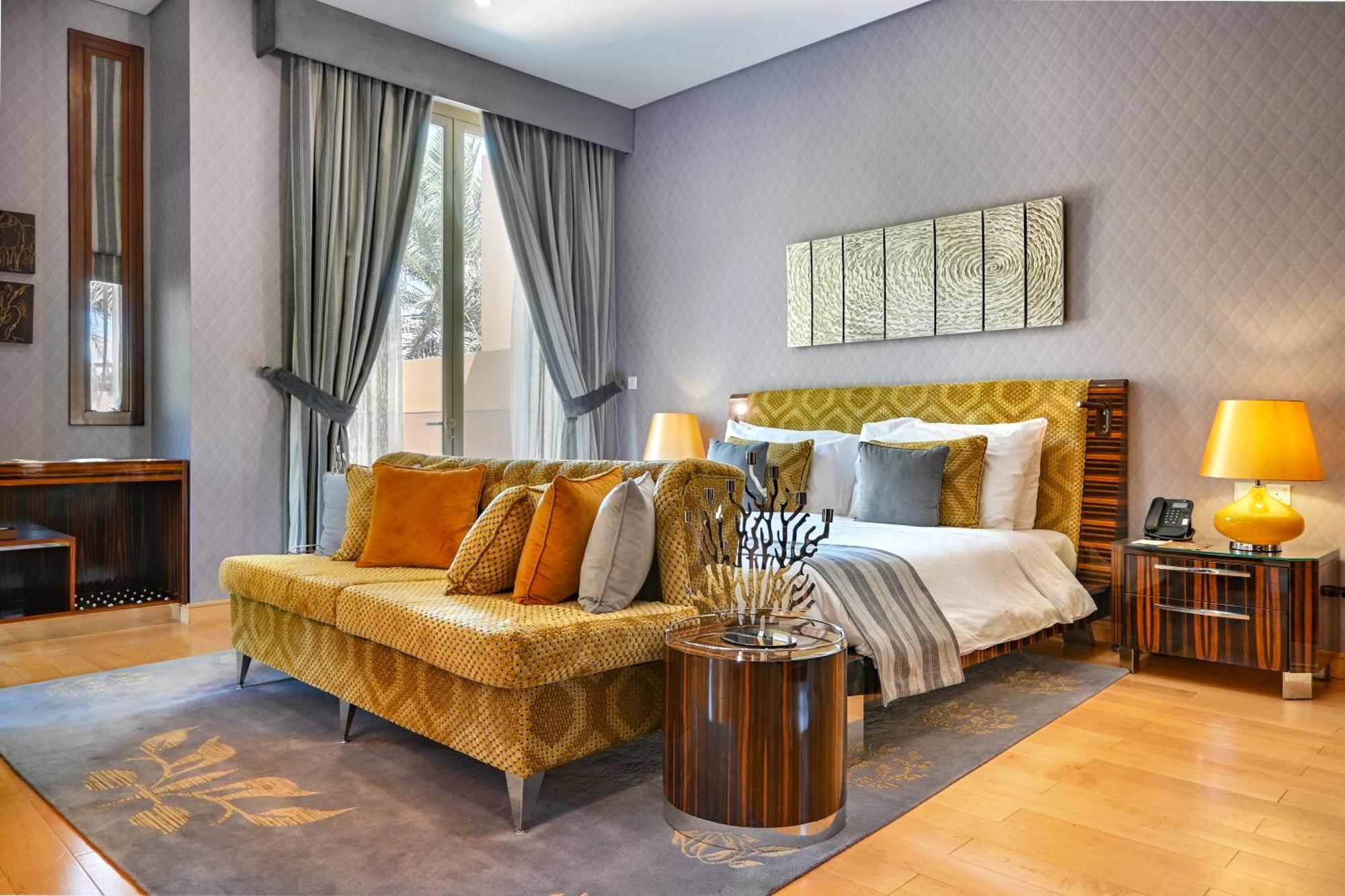 Palavra Resort Manama Exterior foto A bedroom at the hotel