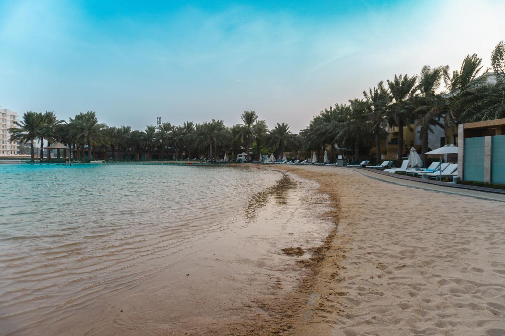Palavra Resort Manama Exterior foto Al-Bateen beach