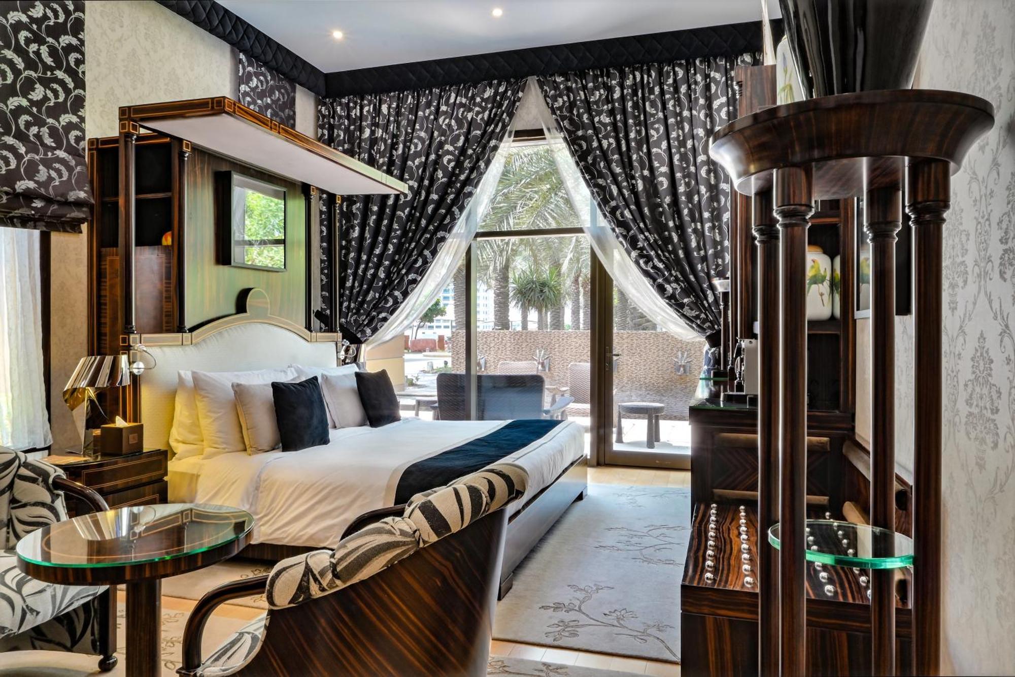 Palavra Resort Manama Exterior foto A bedroom at the hotel