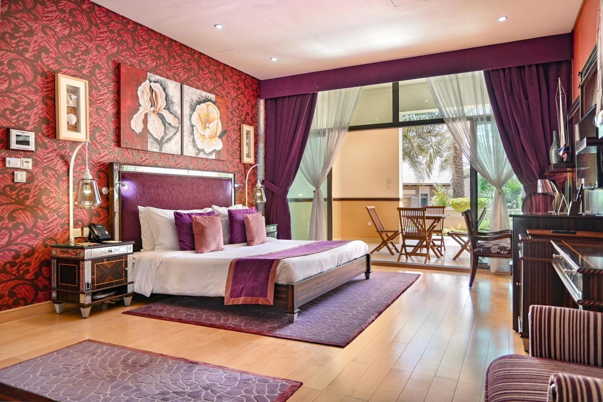 Palavra Resort Manama Exterior foto A bedroom at the Taj Bengal